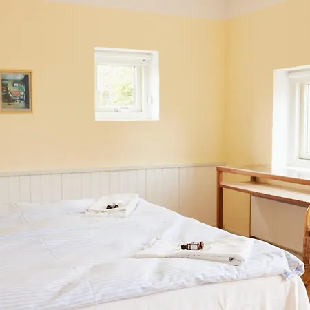 霍约斯巴德酒店 3*