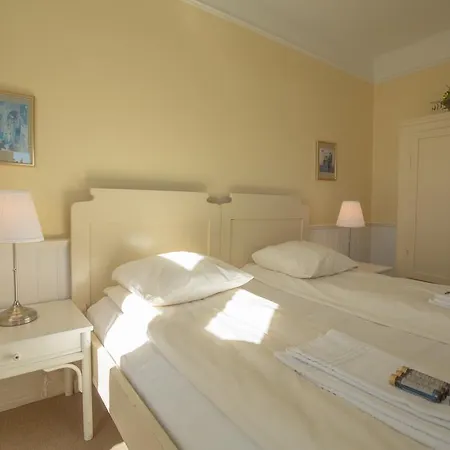 Hjorths Kandestederne