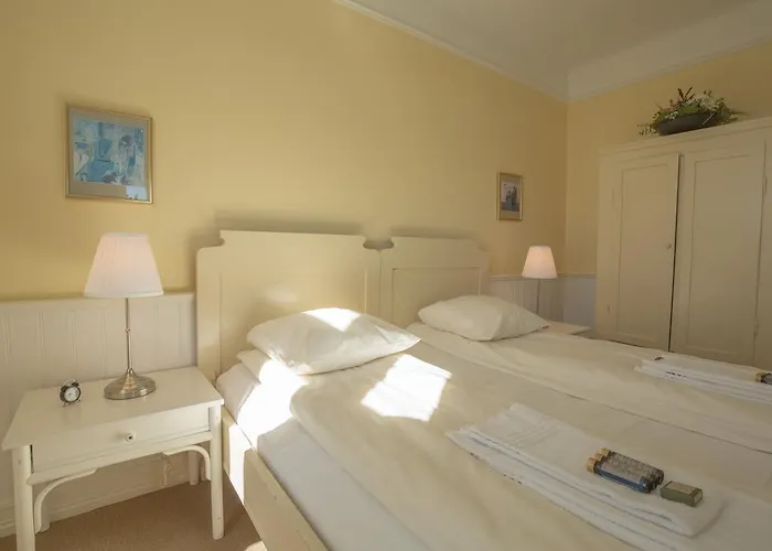 Hjorths Kandestederne